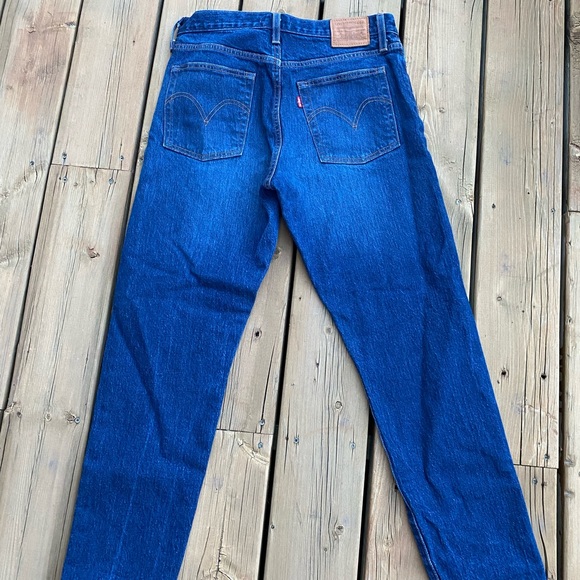 LEVI’S Wedgie Fit Dark Wash Denim High Waisted Tapered Fit - Picture 4 of 7